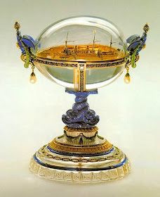 The main subject is the torus in the center. 
