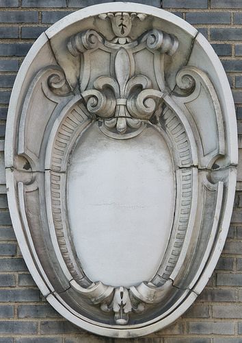 This void in the core of a torus symbol is intentional, not unfinished.